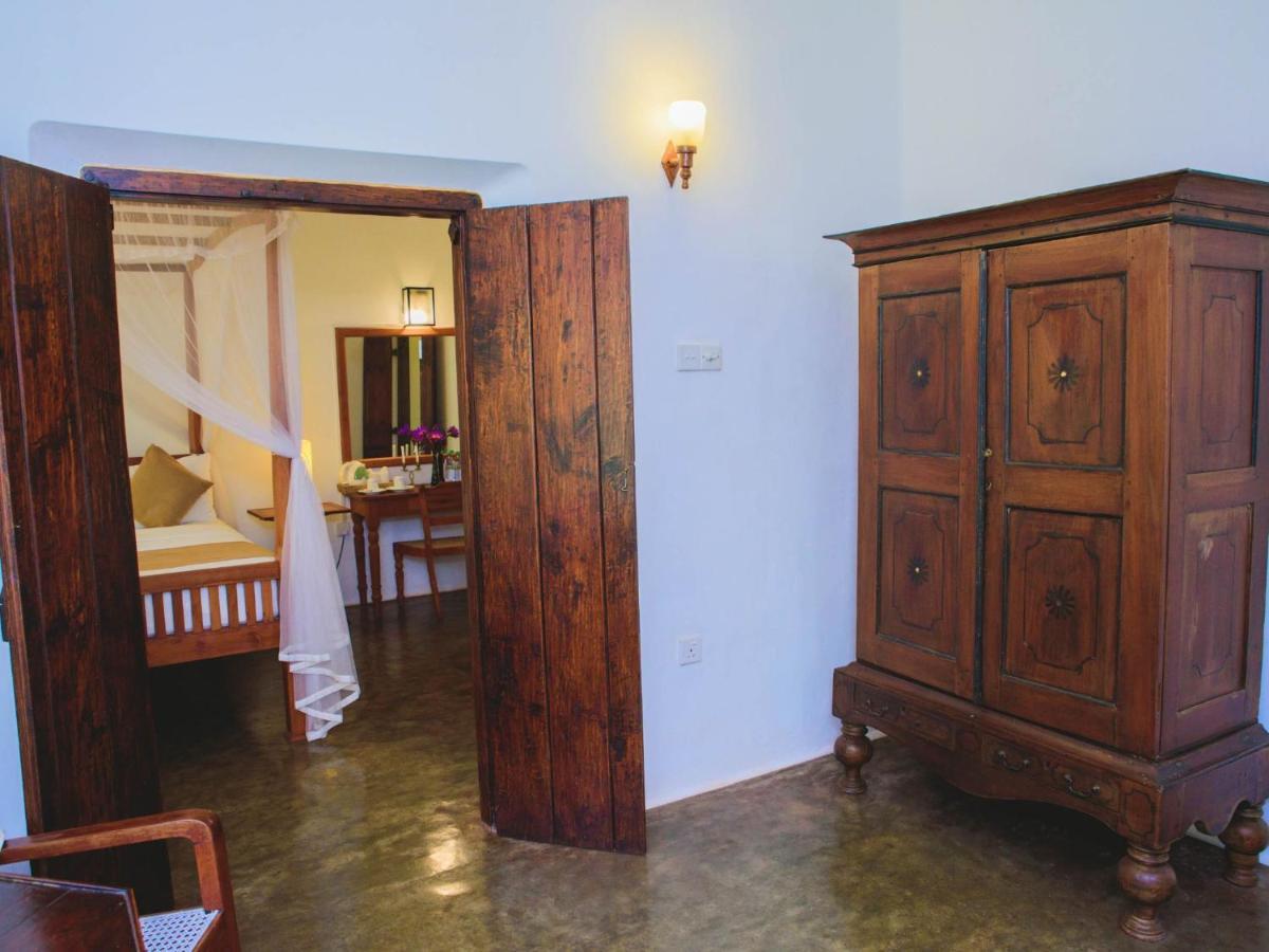 אונה ואטונה Thalpe Walawwa Heritage Villa מראה חיצוני תמונה
