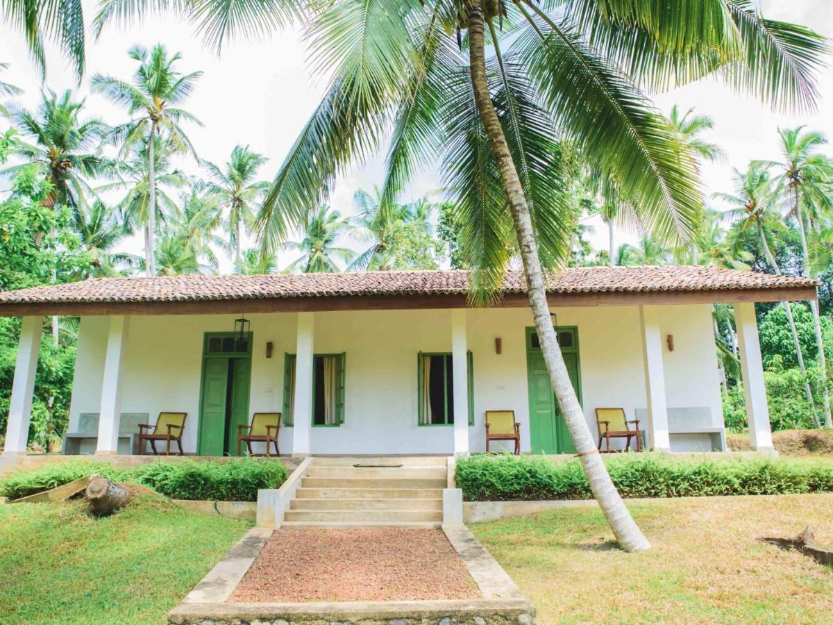 אונה ואטונה Thalpe Walawwa Heritage Villa מראה חיצוני תמונה