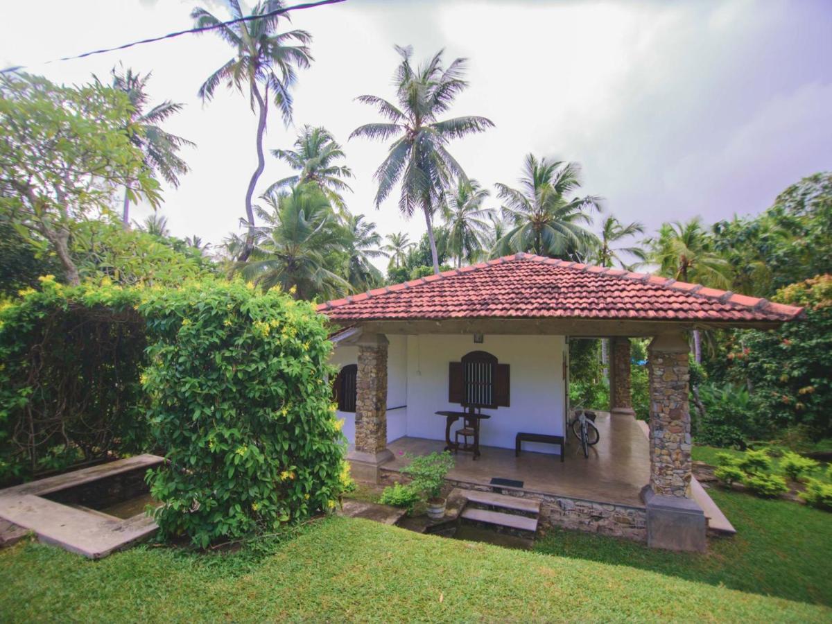 אונה ואטונה Thalpe Walawwa Heritage Villa מראה חיצוני תמונה